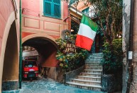 Ladrões italianos devolvem relógio à vítima após perceberem que objeto era falso