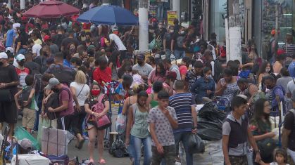 Primeiro fim de semana de dezembro registrou aglomerações em comércio popular