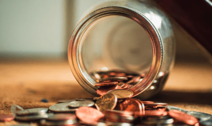 Endividamento das famílias fica estável em 48,9% em abril, afirma BC