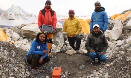China e Nepal finalmente concordam sobre altura do Everest após anos de disputa