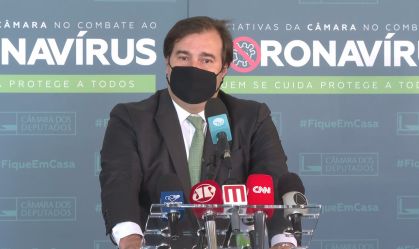 Maia sobre eleição na Câmara: "Governo vai jogar pesado e rasgar seu discurso"