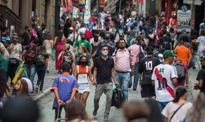 Brasil registra 53 mil novos casos e 770 mortes por Covid-19