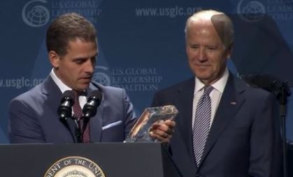 Hunter Biden e Joe Biden, em 2013
