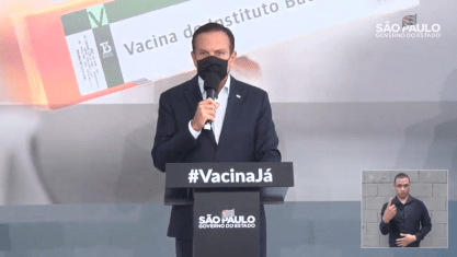 Governador de São Paulo, João Doria, anunciou a produção local da Coronavac