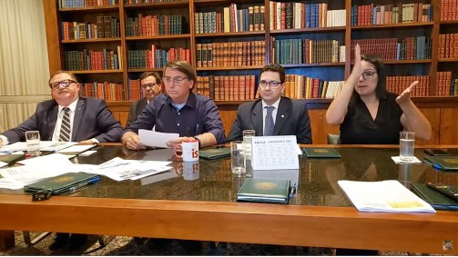 Presidente Jair Bolsonaro na transmissão semanal nesta quinta-feira (10/12/2020)
