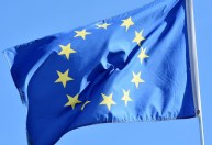 UE aplicará novas sanções a Belarus e companhias aéreas por crise na fronteira