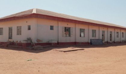 Corremos descalços até o som dos tiros cessar, conta aluno de escola atacada