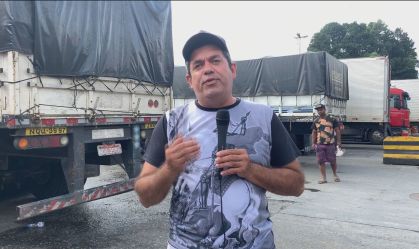 Caminhoneiros reclamam de falta de comida e preços abusivos em postos