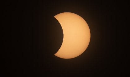 Eclipse solar fotografado em São Paulo, no dia 14/12/2020