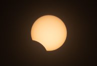 Fim de semana terá eclipse solar e Mercúrio visível a olho nu; confira horários