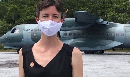 Embaixadora interina do Reino Unido visita Pazuello e se diz otimista com vacina