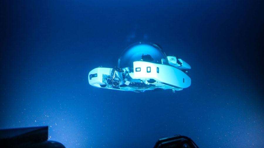 Submarino transparente