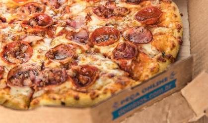 Burger King prevê expansão de mais de mil restaurantes com Domino's