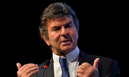 É um momento de prudência e de decisões razoáveis, diz Luiz Fux 