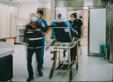 Equipe médica em hospital na cidade de Seul, capital da Coreia do Sul