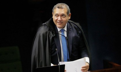 Ministro Nunes Marques em sessão no STF