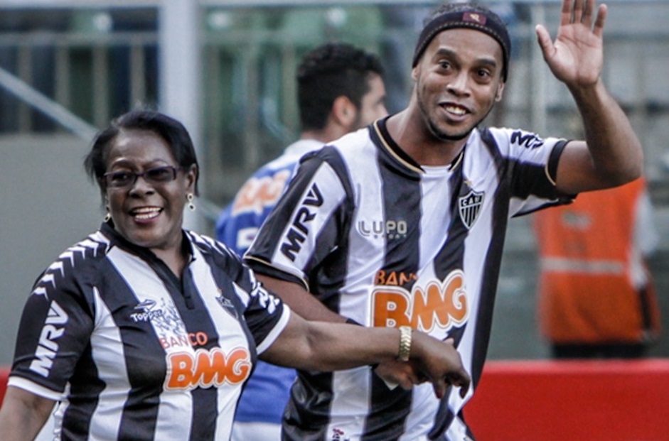 Ronaldinho Gaúcho e mãe