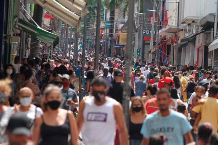 Movimentação na região central de Campinas  em meio a pandemia da Covid-19