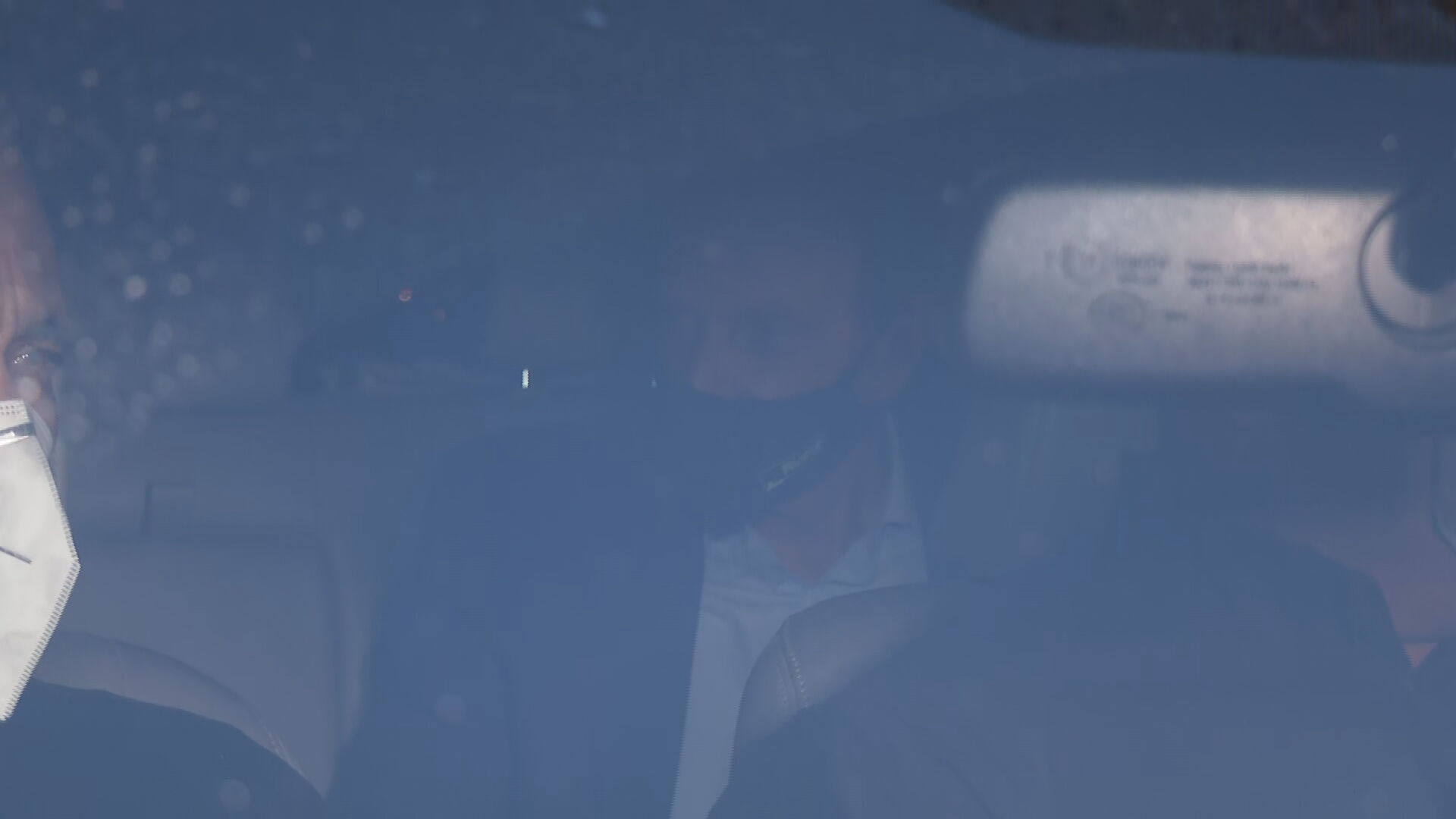 Marcelo Crivella chegando em casa para cumprir prisão domiciliar (23.dez.2020)