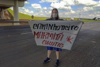 Entrega de marmitas para caminhoneiros 
