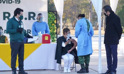 Primeiro na América Latina: México começa vacinação contra o novo coronavírus