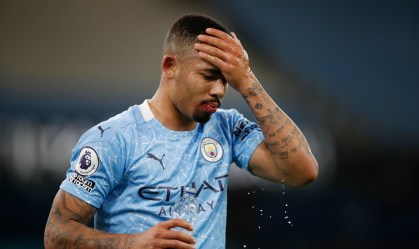 Atacante brasileiro Gabriel Jesus testa positivo para Covid-19