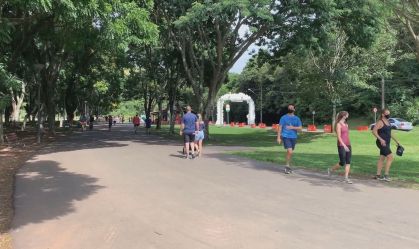 Polícia do Paraná faz operação para conter Covid-19 no estado