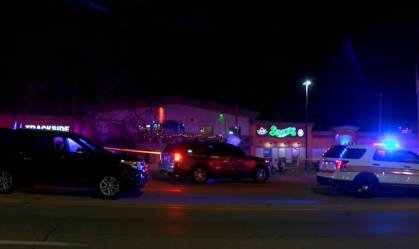 Atirador matou três e feriu outros 3 em boliche no estado de Illinois, nos EUA