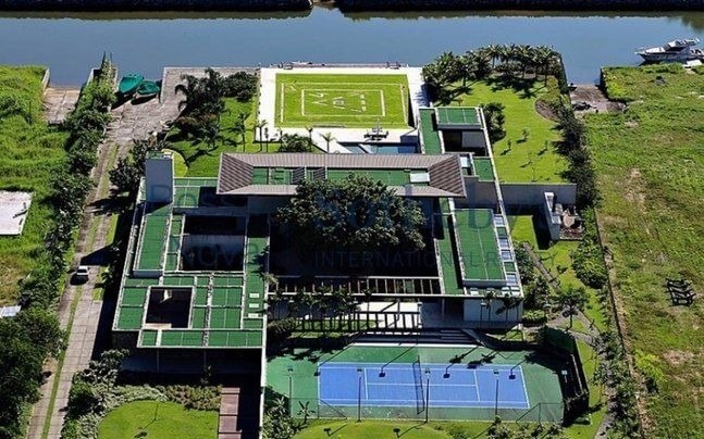 Mansão de Neymar em Mangaratiba, no Rio