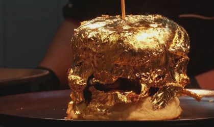 Hambúrguer de ouro faz sucesso em restaurante da Colômbia
