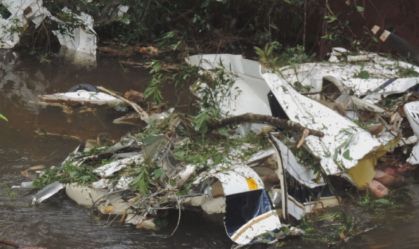 Queda de avião mata família de 4 pessoas no interior do Paraná