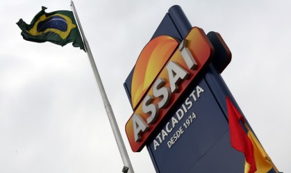 Logo do supermercado Assaí. Foto tirada em 11/01/2017