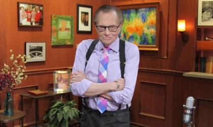 Larry King, ex-apresentador da CNN, é internado após contrair Covid-19