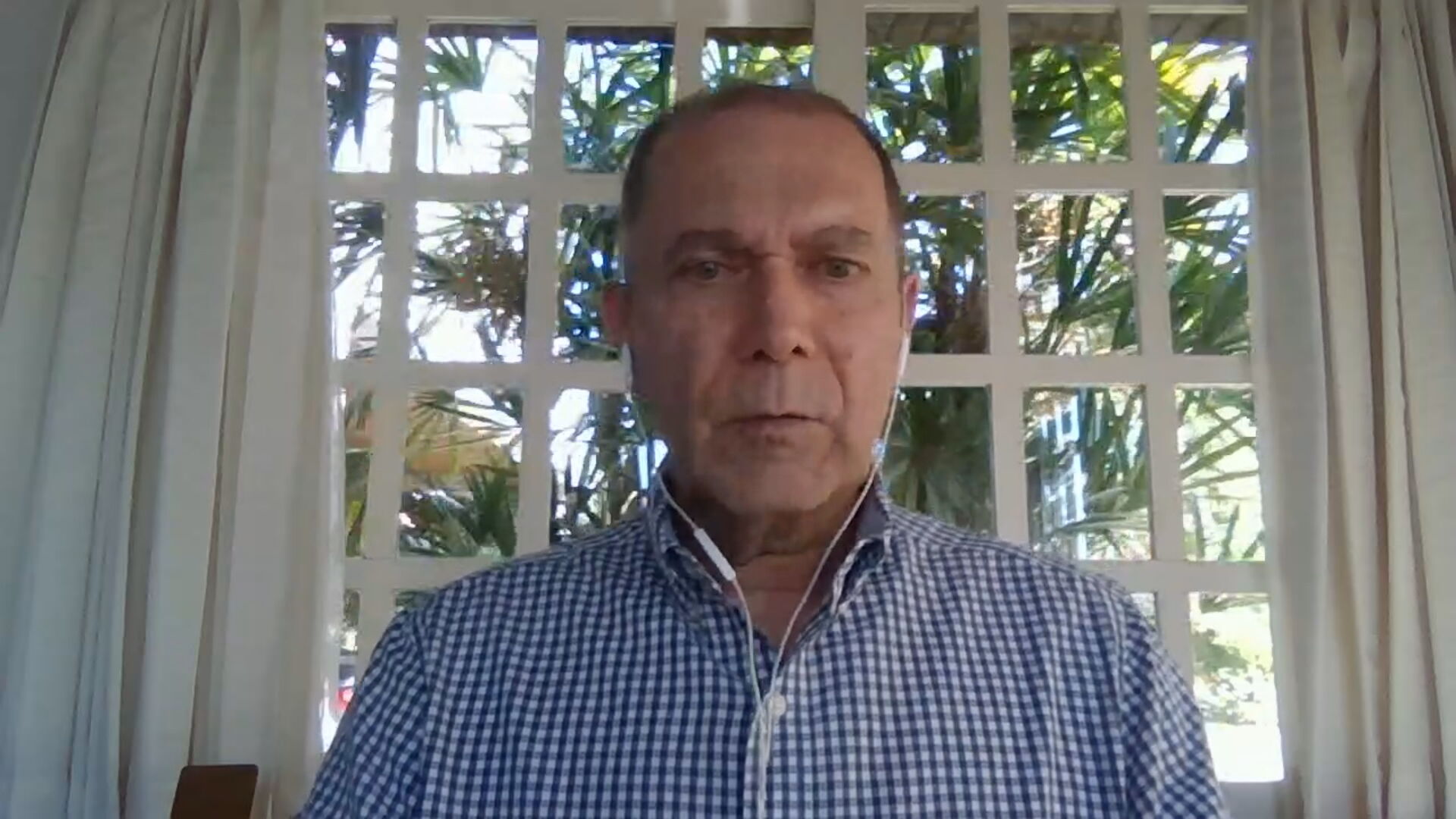 Presidente do SBIm Juarez Cunha fala sobre intercâmbio de vacinas