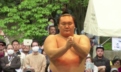 Hakuho, principal lutador de sumô do Japão, testou positivo para Covid-19