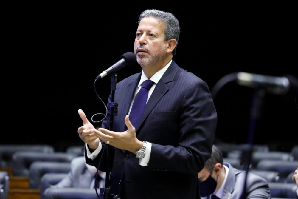 Deputado Arthur Lira, do PP, em discurso na Câmara