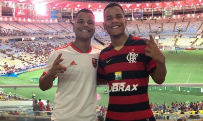 Gêmeos mortos em afogamento no Rio serão homenageados pelo Flamengo