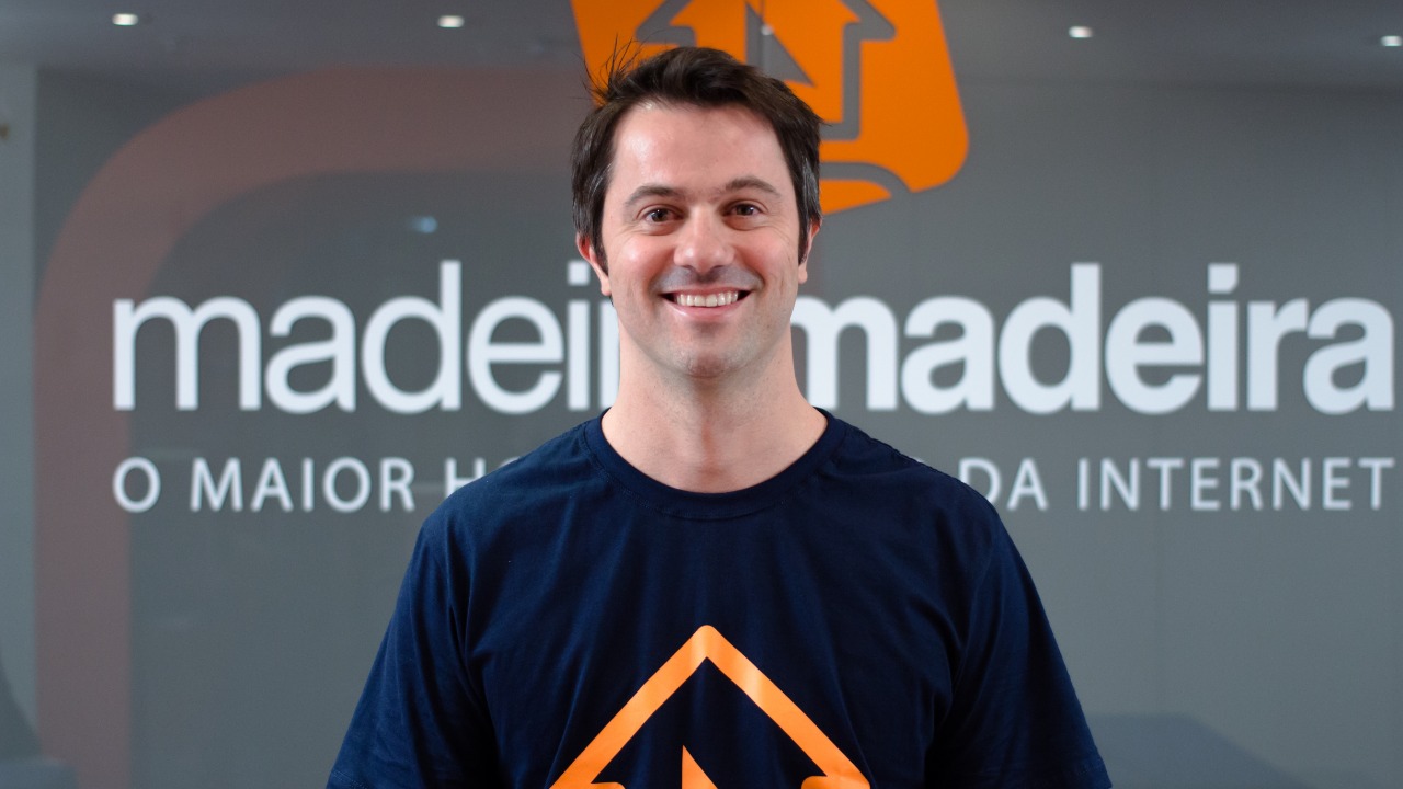 Presidente da plataforma online de móveis e artigos para o lar MadeiraMadeira