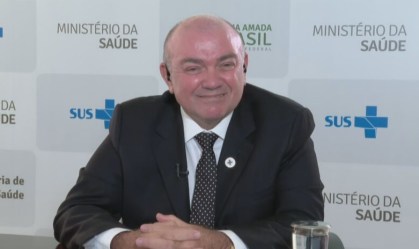 Início da vacinação pode ser antecipado, diz secretário de Vigilância em Saúde