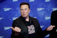Autoridades russas provocam os EUA em meio à briga entre Trump e Musk