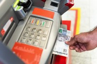 Banco Central diz que ainda há R$ 10,5 bilhões "esquecidos" em bancos
