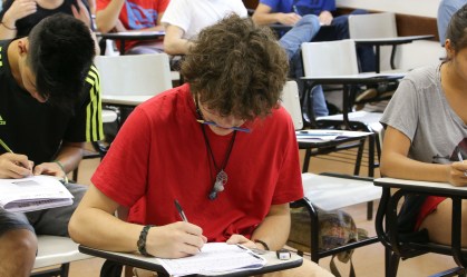 Fuvest lança Guia de Provas para ajudar preparação de vestibulandos
