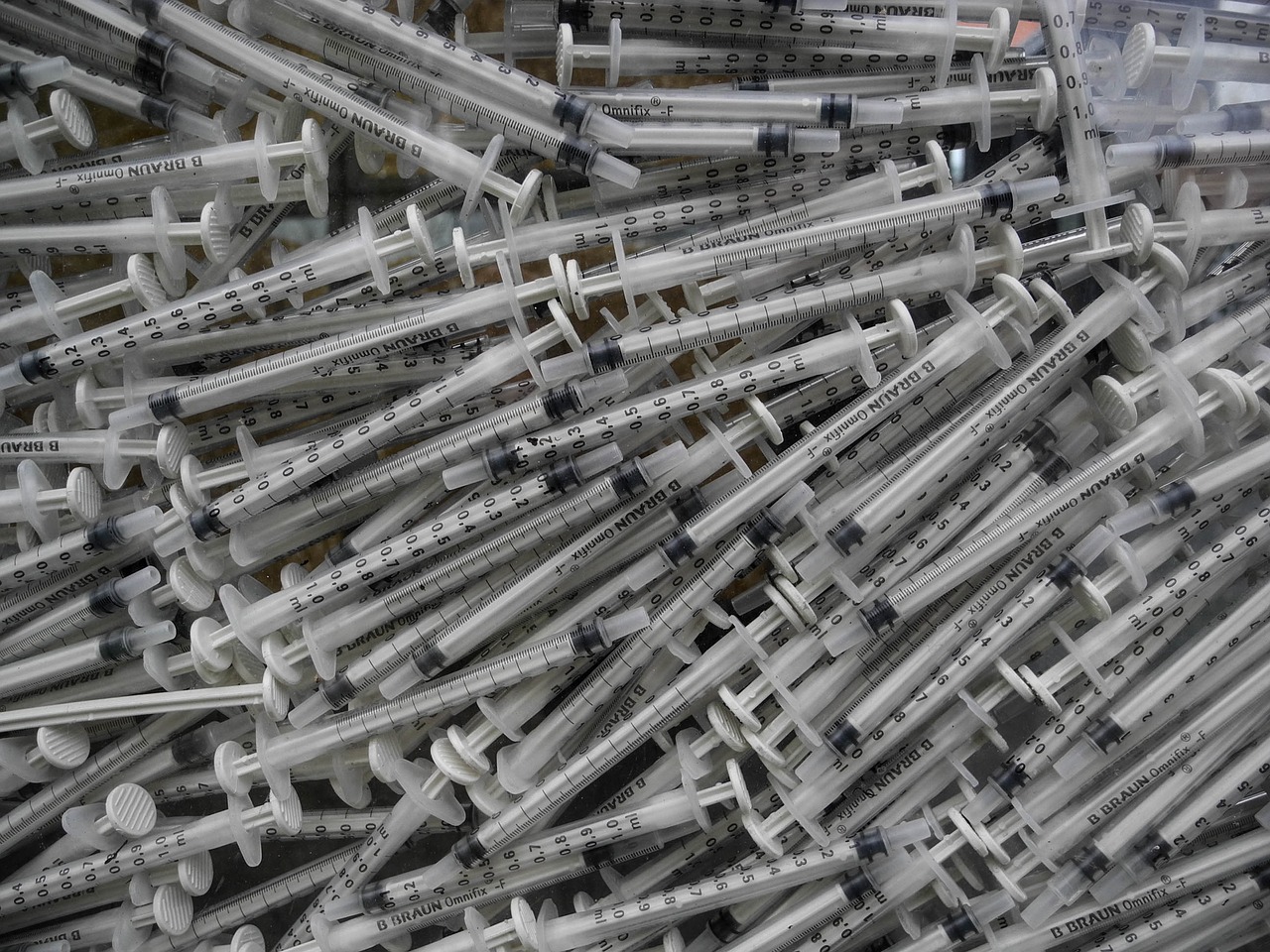 Seringas para aplicação de medicamentos e vacinas
