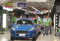 Brasil deveria ter investido em picapes e SUVs, diz consultor sobre a Ford