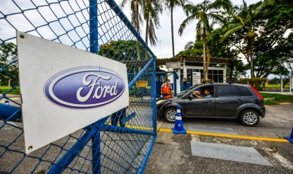 Equipe econômica vê Ford como ‘péssima’ notícia, mas rechaça culpa do governo
