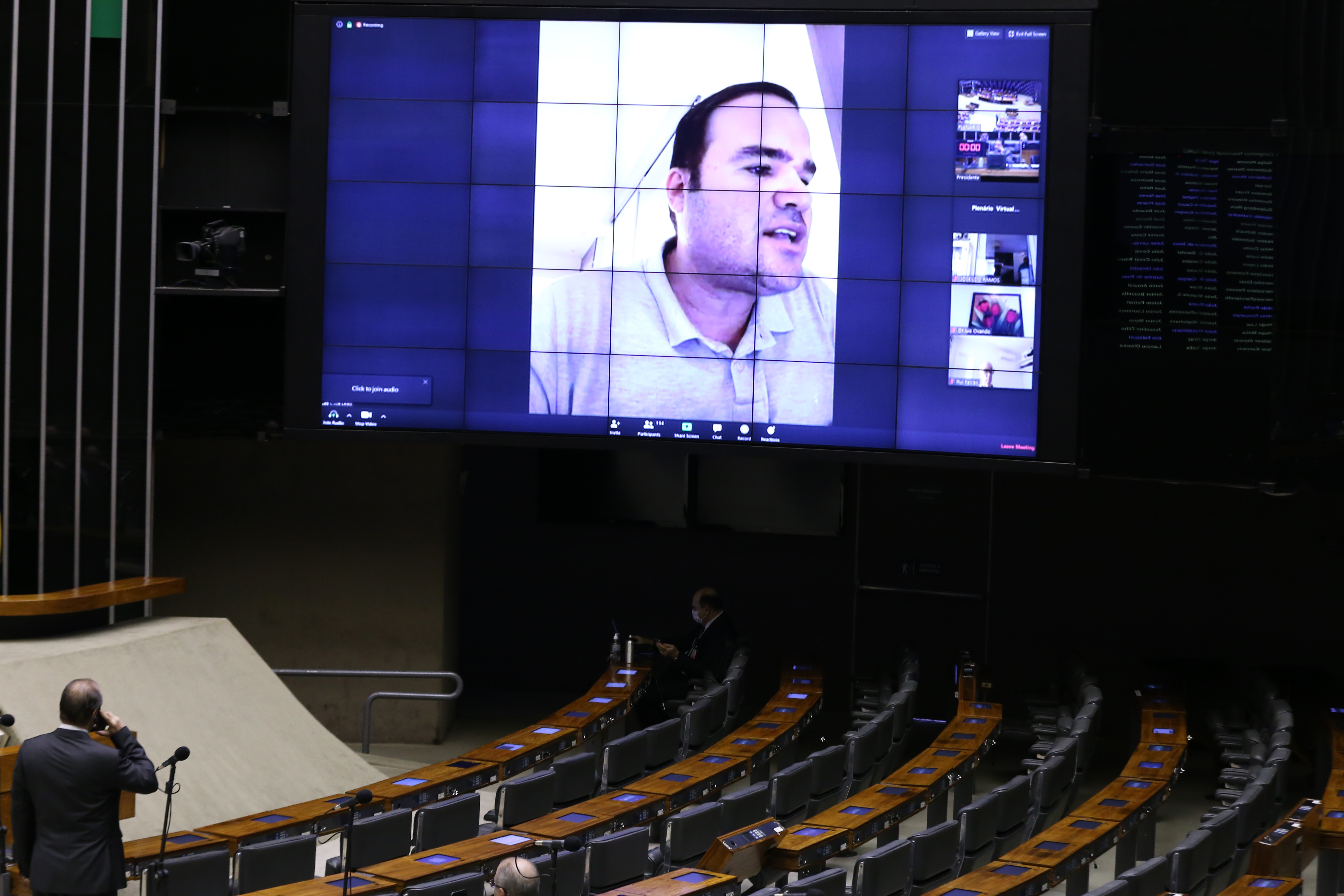 Deputado Cacá Leão (PP-BA), relator do projeto que altera a LDO 2020