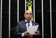 Gostaria de saber o que Ciro Gomes quer, diz líder do PDT à CNN