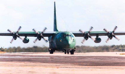 avião hércules fab