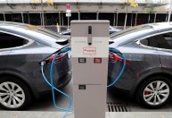Mesmo com pandemia e escassez de chips, vendas de carros elétricos sobem
