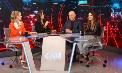 CNN Tonight, talk show apresentado por Mari Palma, Gabriela Prioli e Leandro Kar